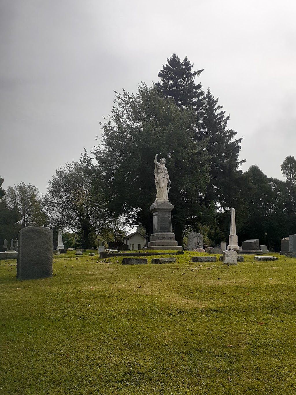 Woodvale Cemetery | 7535 Engle Rd, Cleveland, OH 44130, USA | Phone: (440) 826-3455