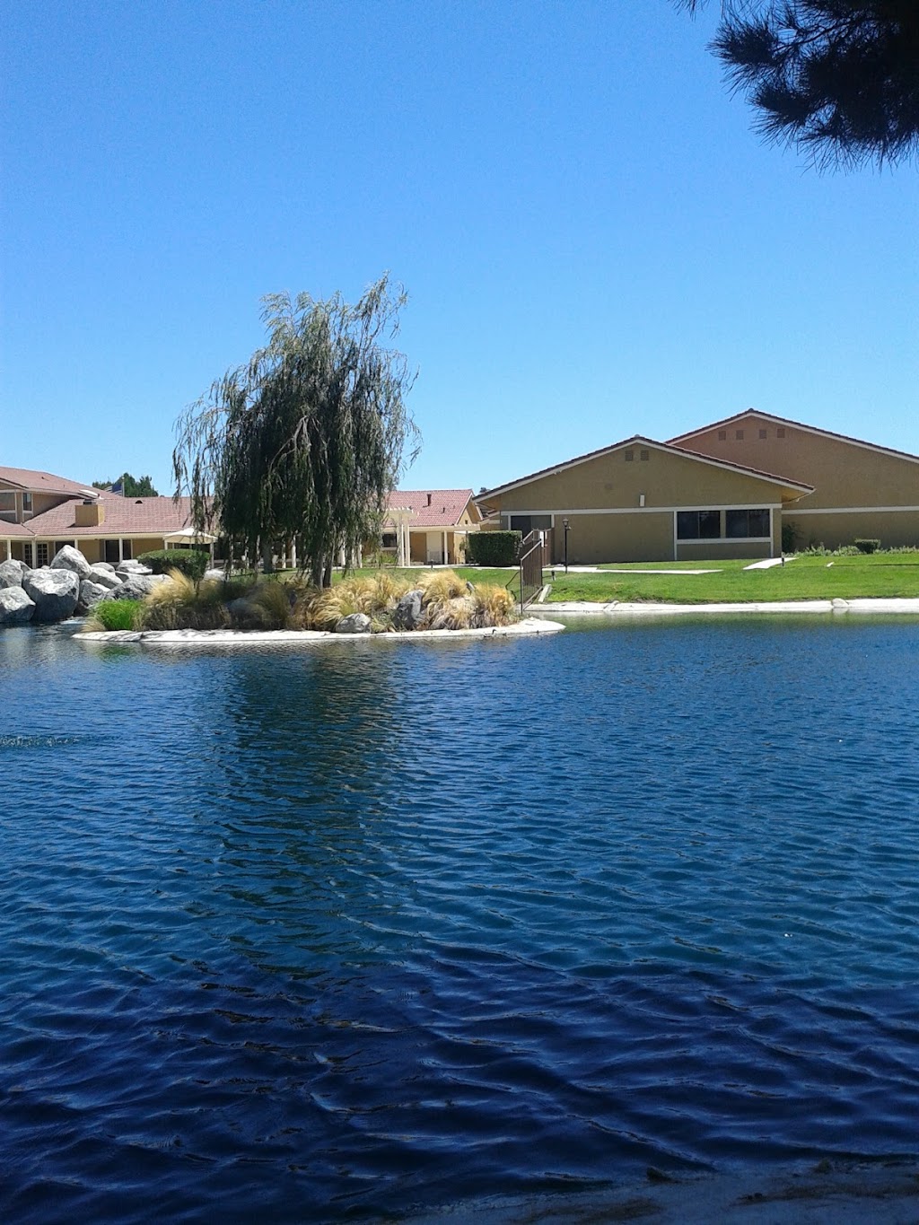 Heather Lakeside Estates Mobile Home Park | 1300 W Menlo Ave, Hemet, CA 92543, USA | Phone: (951) 652-4499