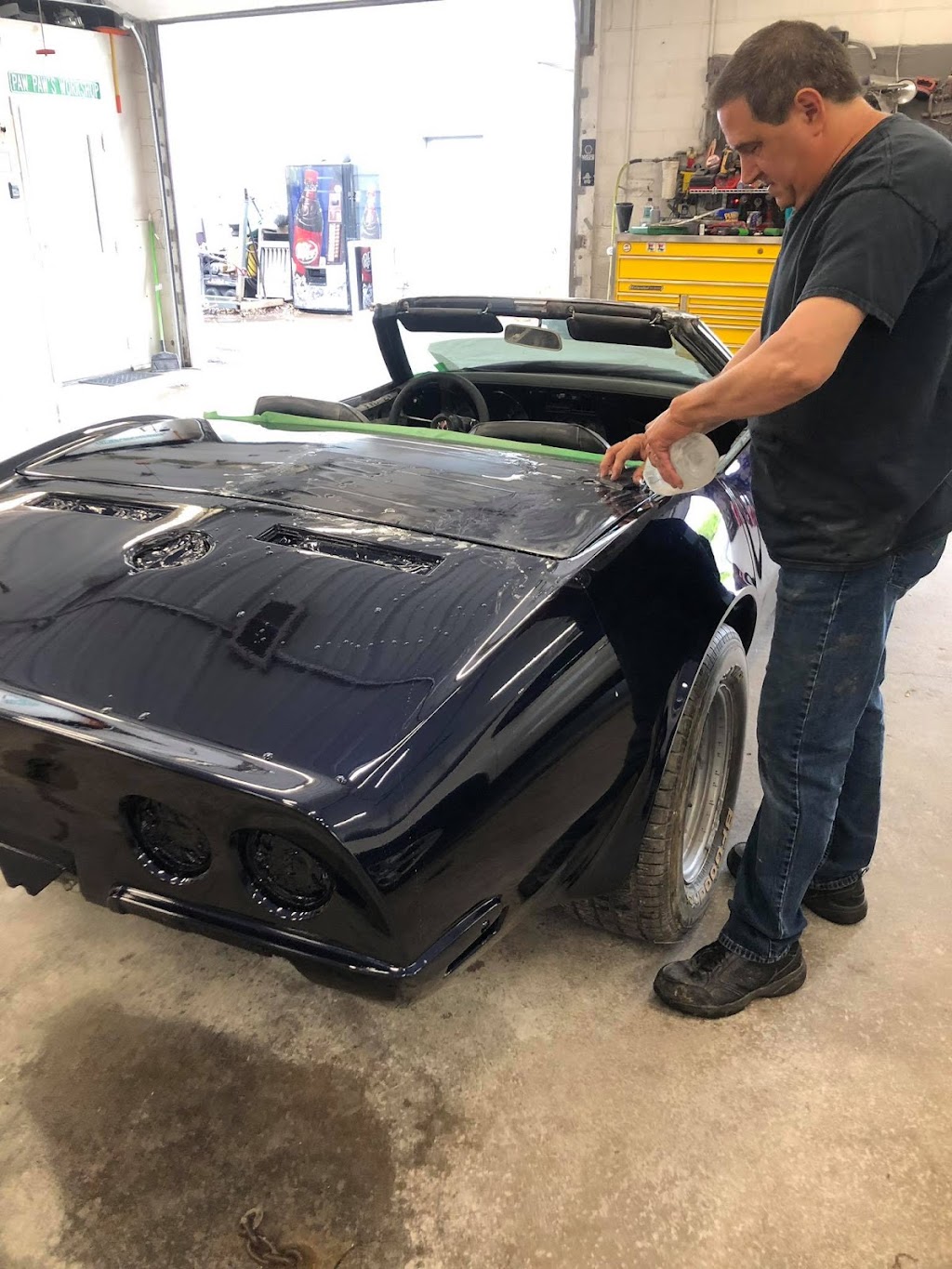 Center Line Auto Body | 3824 Gravois Rd, House Springs, MO 63051, USA | Phone: (636) 677-3370