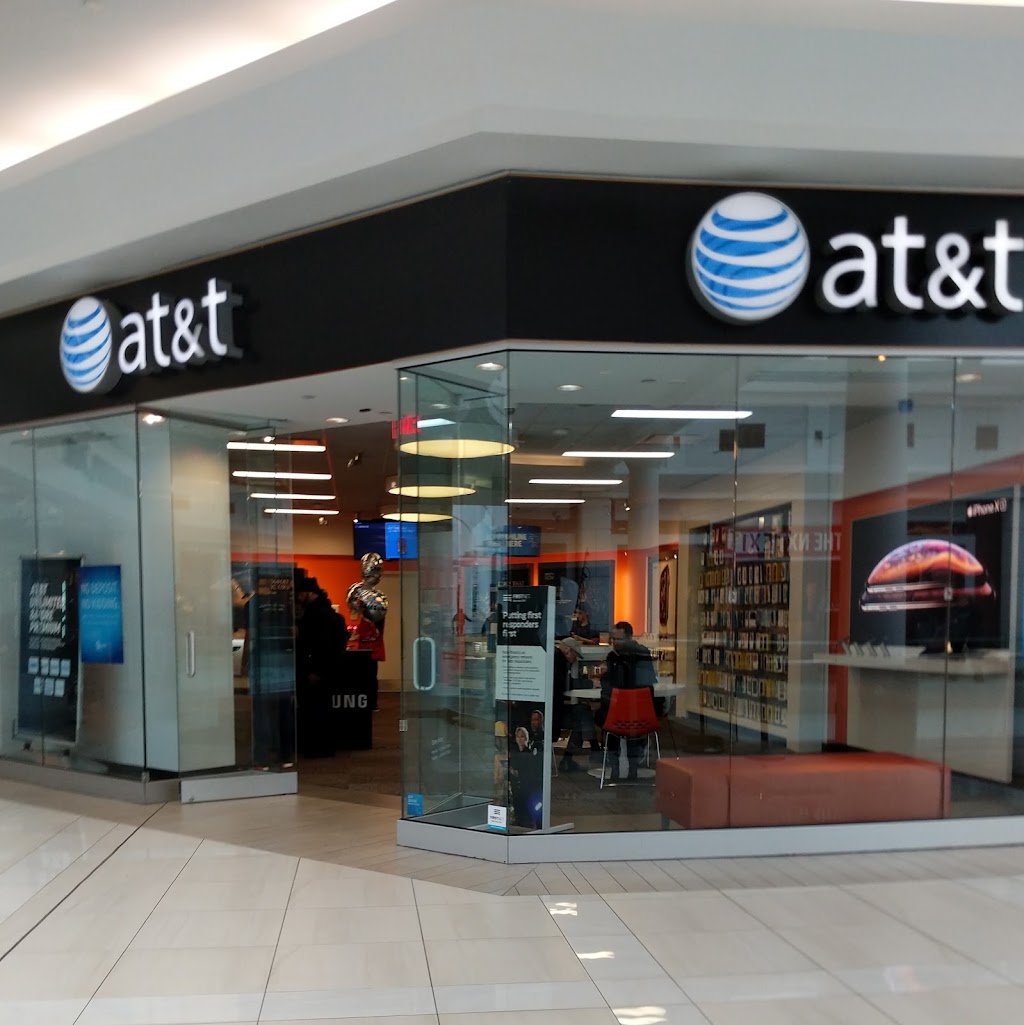 AT&T Store | 100 Menlo Park Space 2545, Edison, NJ 08837, USA | Phone: (732) 635-1501