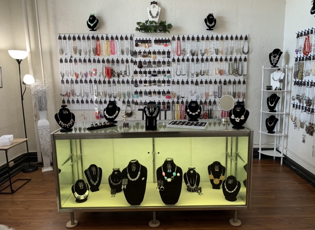 TKTs Jewelry & Accessories | 118 Emory Ct, Bardstown, KY 40004, USA | Phone: (502) 331-5576