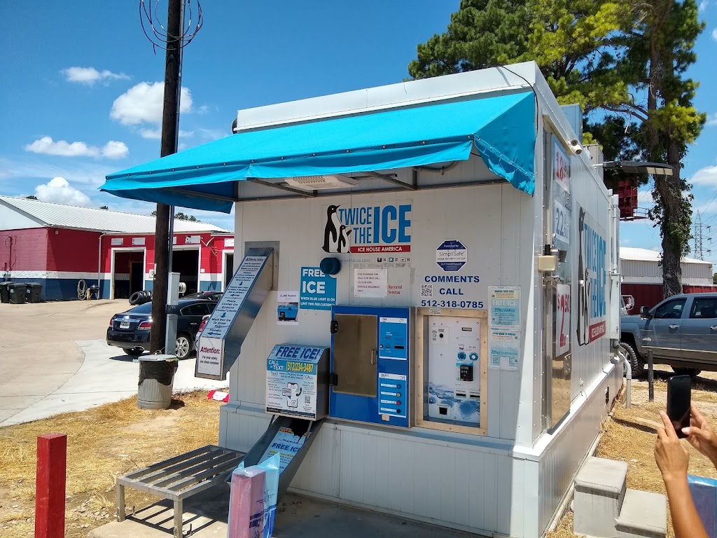 Dellrif Ice, LLC Twice the Ice | 867 State Hwy 95, Bastrop, TX 78602, USA | Phone: (512) 318-0785