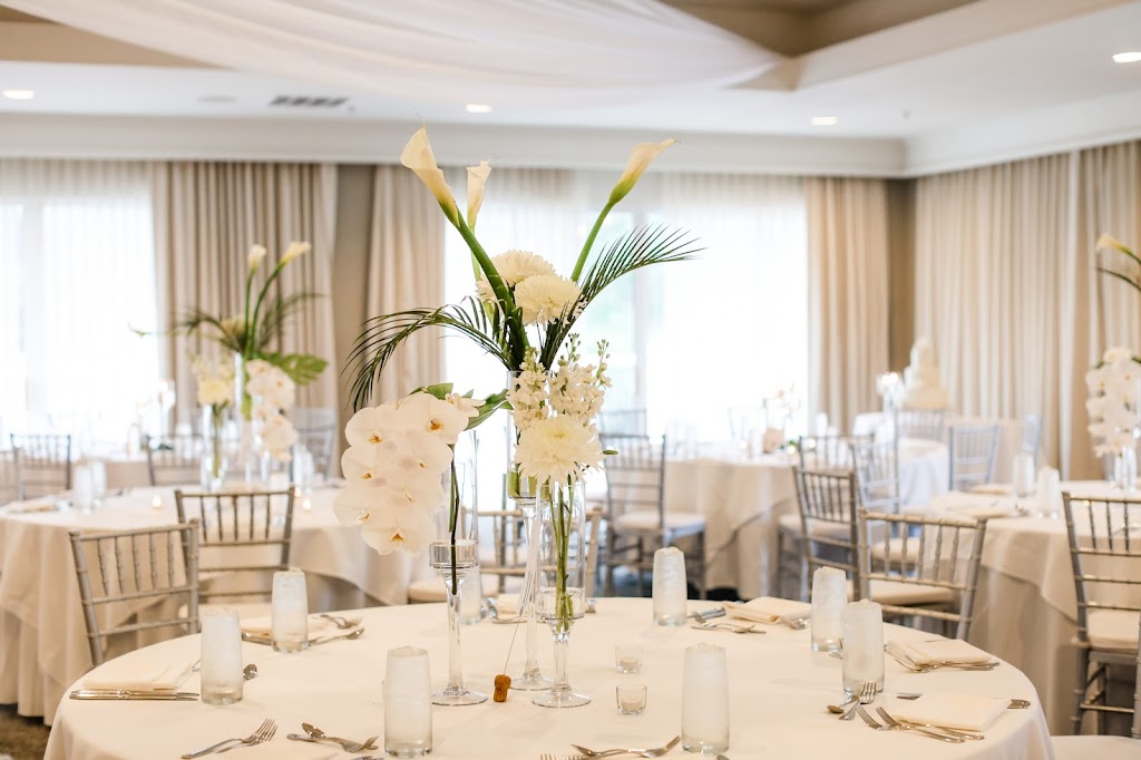 Simply Elegant Wedding Rentals | 14333 Beach Blvd Unit 40, Jacksonville, FL 32250 | Phone: (904) 513-4487