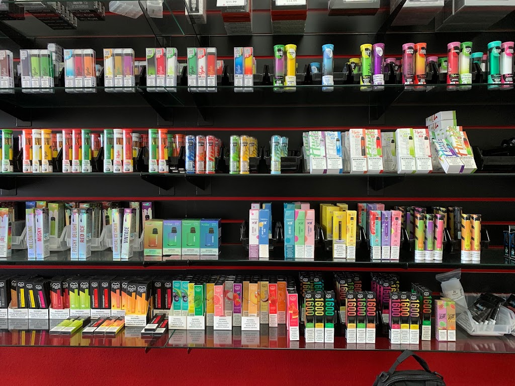 Red Star Vapor & CBD | 5930 W Greenway Rd #8, Glendale, AZ 85306, USA | Phone: (623) 606-5668