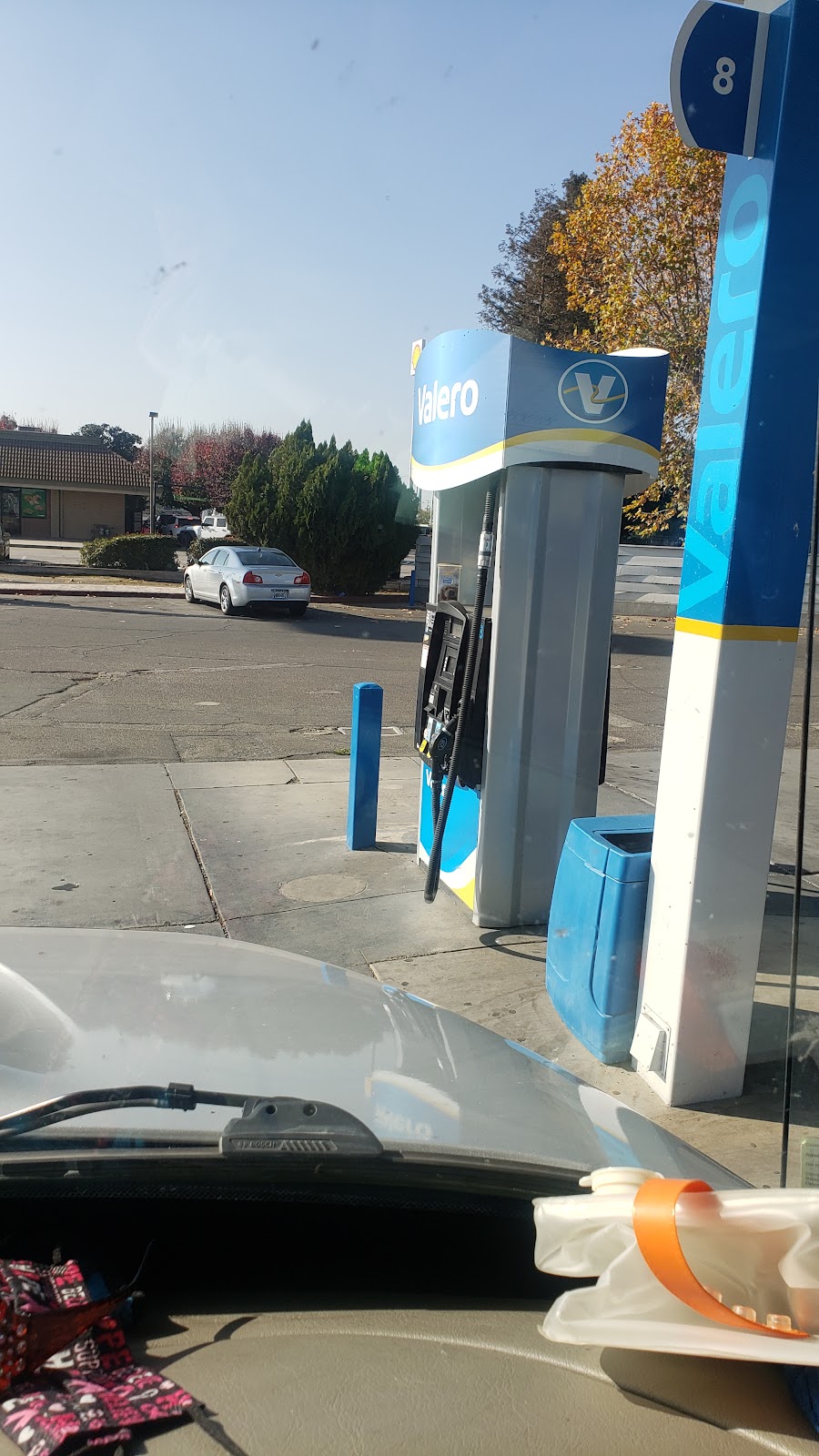 Valero | 130 E Robertson Blvd, Chowchilla, CA 93610, USA | Phone: (210) 345-2000