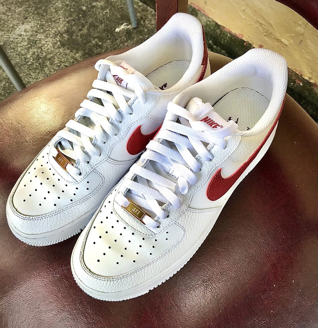 B&G Shoe Repair | 3810, 1554 W 68th St, Hialeah, FL 33014, USA | Phone: (786) 587-9107