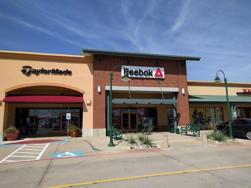 Reebok | 820 W Stacy Rd #175, Allen, TX 75013, USA | Phone: (972) 678-5050