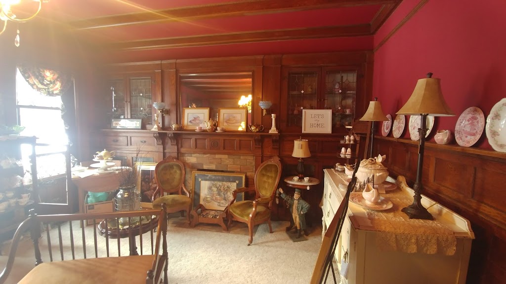 Dunmovin House Treasures | 10271-10285 Wooster Pike, Creston, OH 44217, USA | Phone: (330) 464-8001