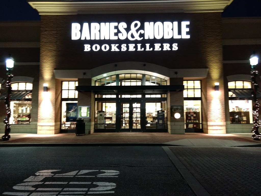 Barnes & Noble | 300 Indian Lake Blvd #340, Hendersonville, TN 37075, USA | Phone: (615) 264-0183