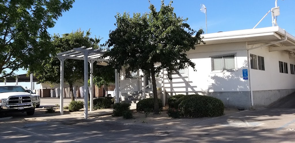 Kingsburg Kold Storage | 201 W Stroud Ave, Kingsburg, CA 93631, USA | Phone: (559) 897-9401