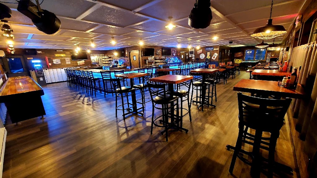 SideStreet Bar & Grill | 124 Dingmans Ct, Dingmans Ferry, PA 18328, USA | Phone: (570) 828-4677