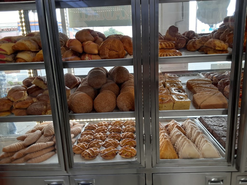 Panaderia Morelos | 2439 East Cesar E Chavez Avenue, Los Angeles, CA 90033, USA | Phone: (323) 696-5186