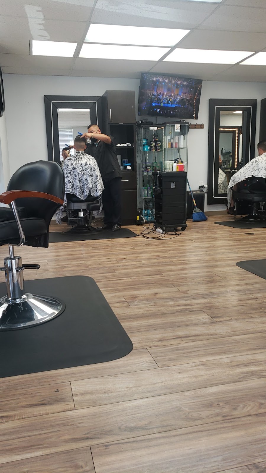 MC Haircuts | 1251 Monument Blvd, Concord, CA 94520, USA | Phone: (925) 726-8496