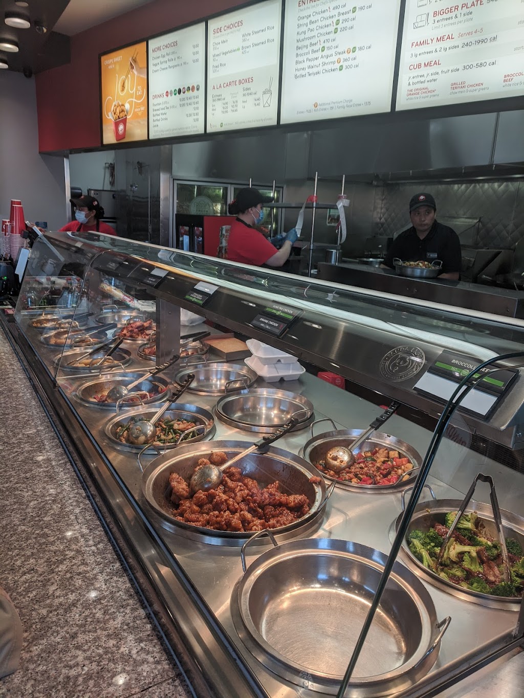 Panda Express | 13471 Telegraph Rd, Whittier, CA 90605, USA | Phone: (562) 906-3928