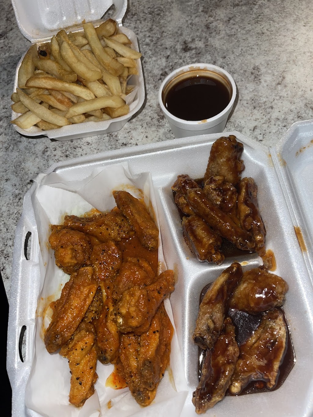 Wings & Seafood | 1046 Holcombe Rd, Decatur, GA 30032, USA | Phone: (404) 508-6172