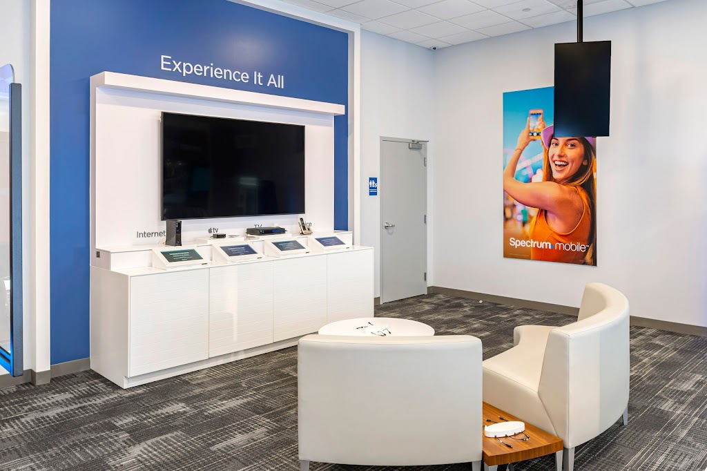 Spectrum Store | 114 Sanford farms shopping Center, Amsterdam, NY 12010, USA | Phone: (877) 482-3782