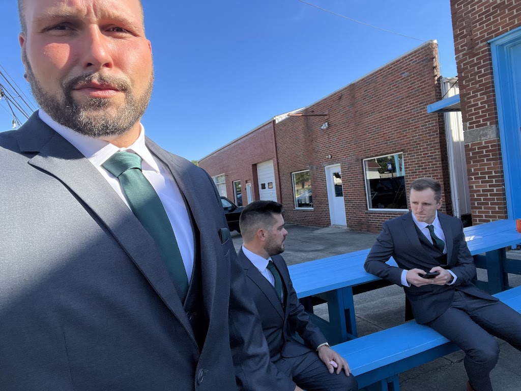 Wrinkles | 105 W Main St, Williamsburg, OH 45176, USA | Phone: (513) 724-1360