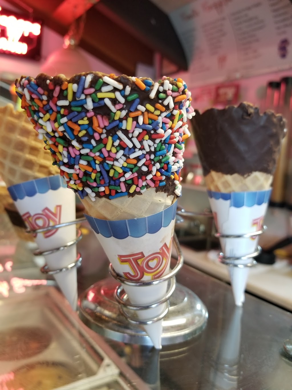 Susie Scoops Ice Cream, Donuts, Smoothies & Boba | 899 Tahoe Blvd, Incline Village, NV 89451, USA | Phone: (775) 831-8181