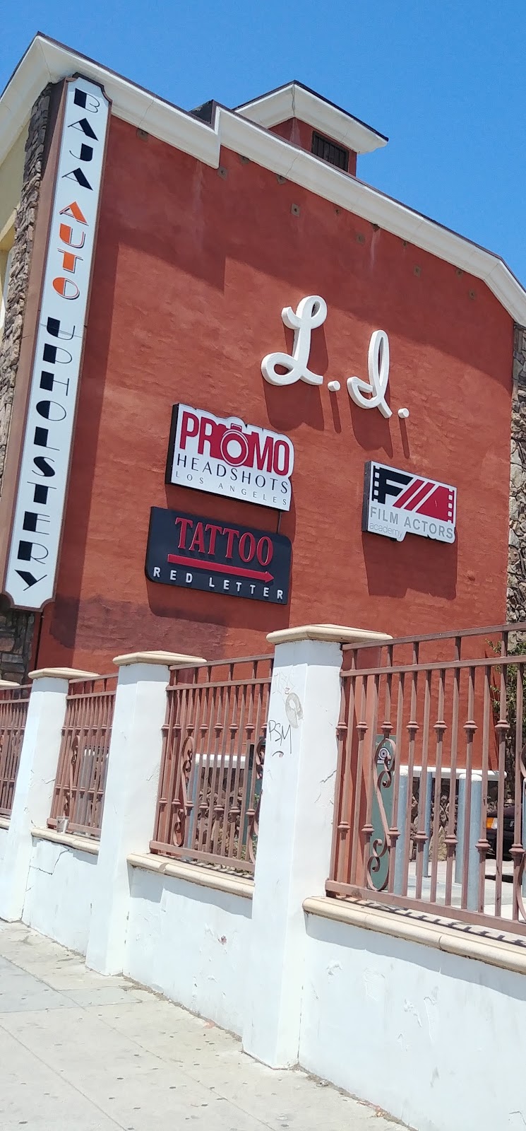 Baja Auto Upholstery | 814 S La Brea Ave, Los Angeles, CA 90036, USA | Phone: (323) 931-0520