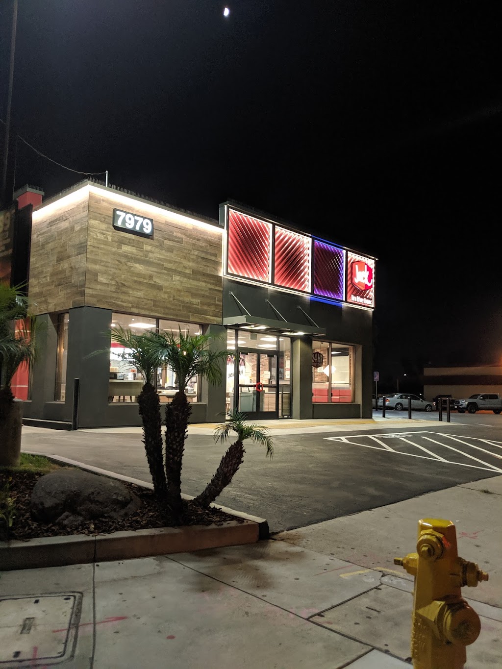 Jack in the Box | 7979 Broadway, Lemon Grove, CA 91945, USA | Phone: (619) 463-4800