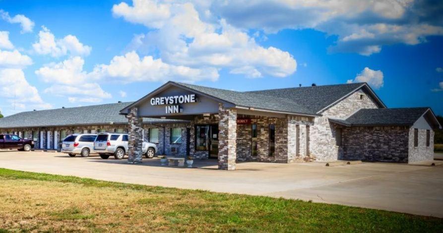 Greystone Inn | 1810 US-380, Bridgeport, TX 76426, USA | Phone: (940) 683-5555