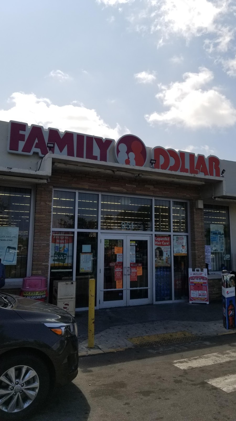 Family Dollar | 951 W Sunrise Blvd, Fort Lauderdale, FL 33311, USA | Phone: (954) 453-5022