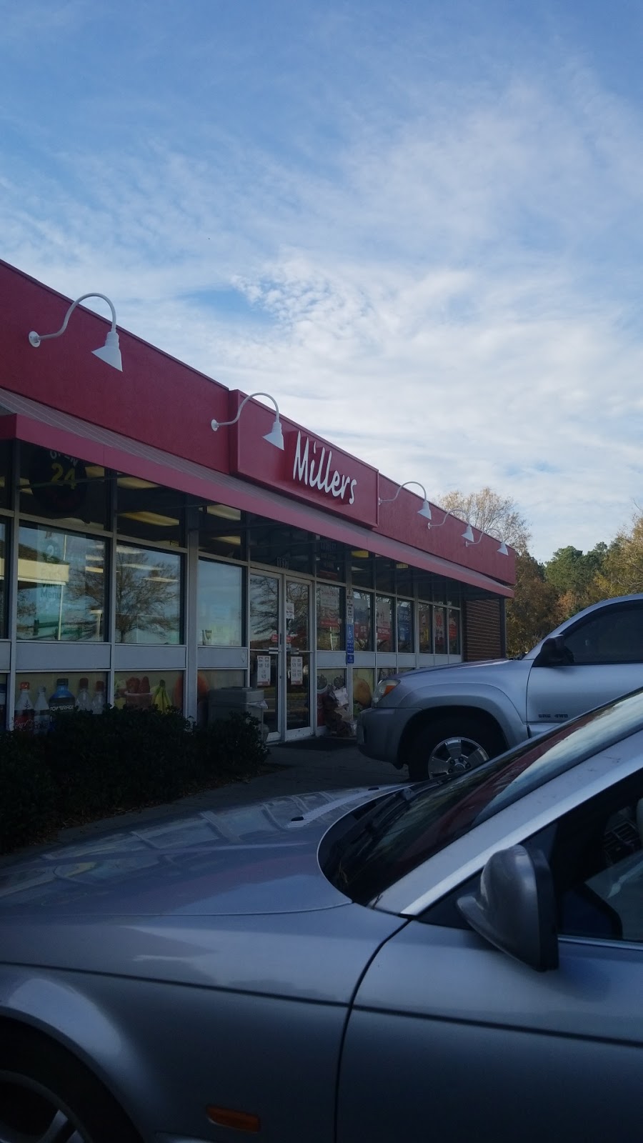 Millers Neighborhood Market | 1817 London Bridge Rd, Virginia Beach, VA 23454, USA | Phone: (757) 563-0075