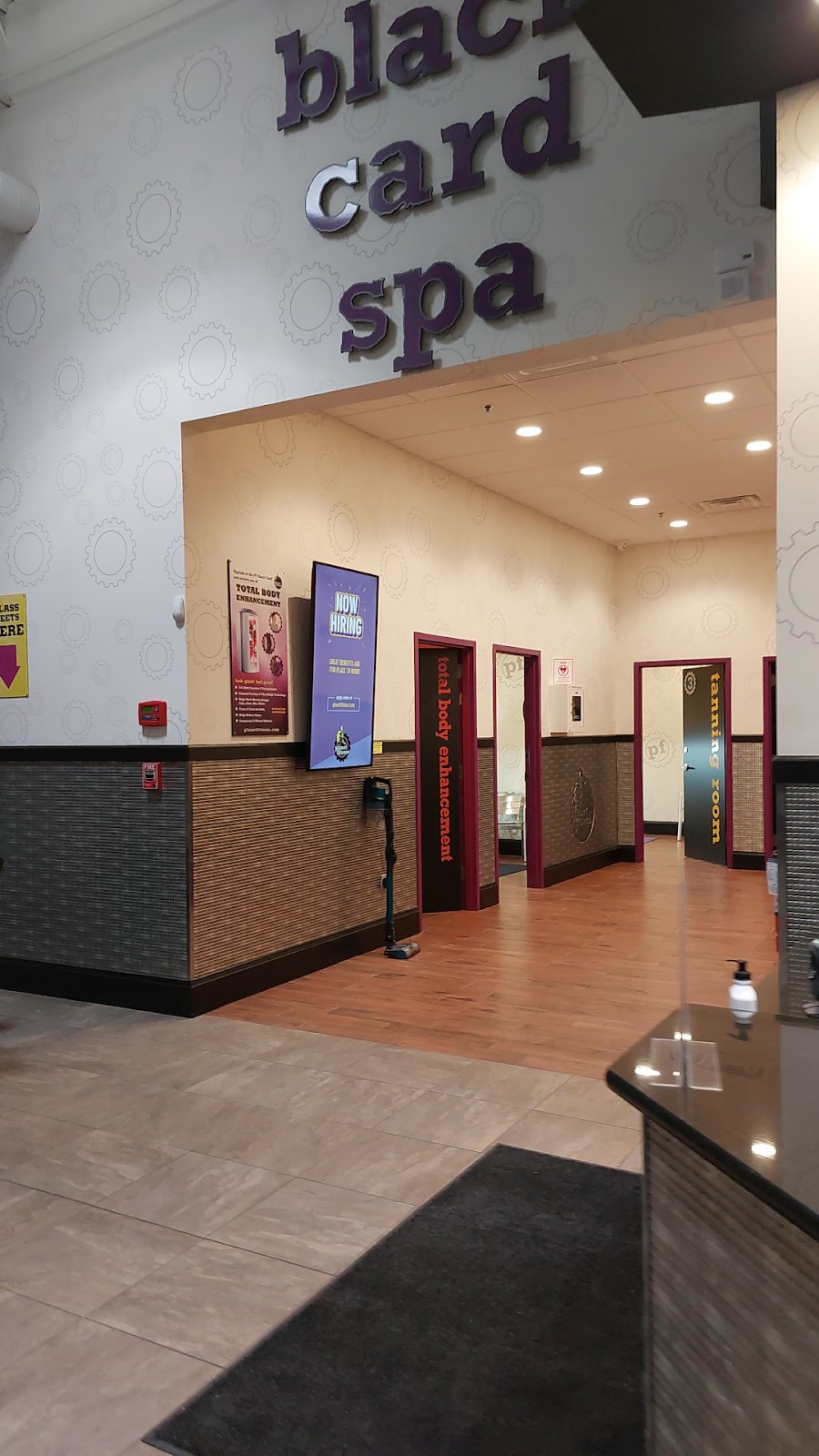 Planet Fitness | 401 E 4th Ave, Hutchinson, KS 67501, USA | Phone: (620) 860-0201