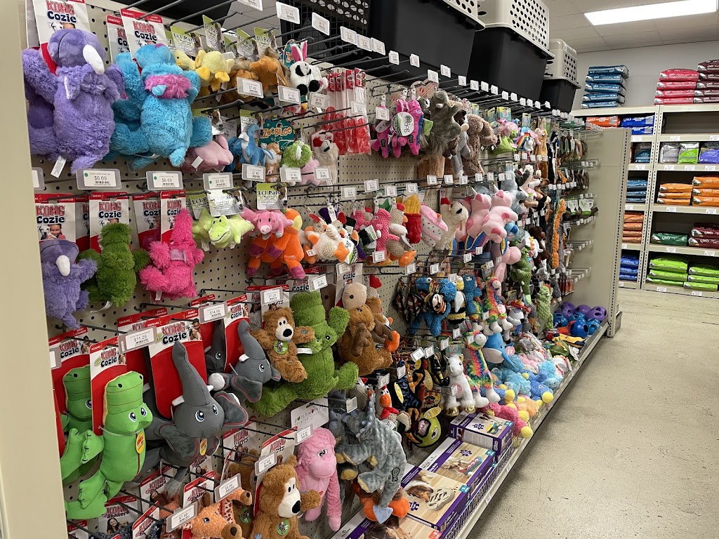 Red Mill Pet Supplies | 1438 W Chicago Blvd, Tecumseh, MI 49286, USA | Phone: (517) 423-4029