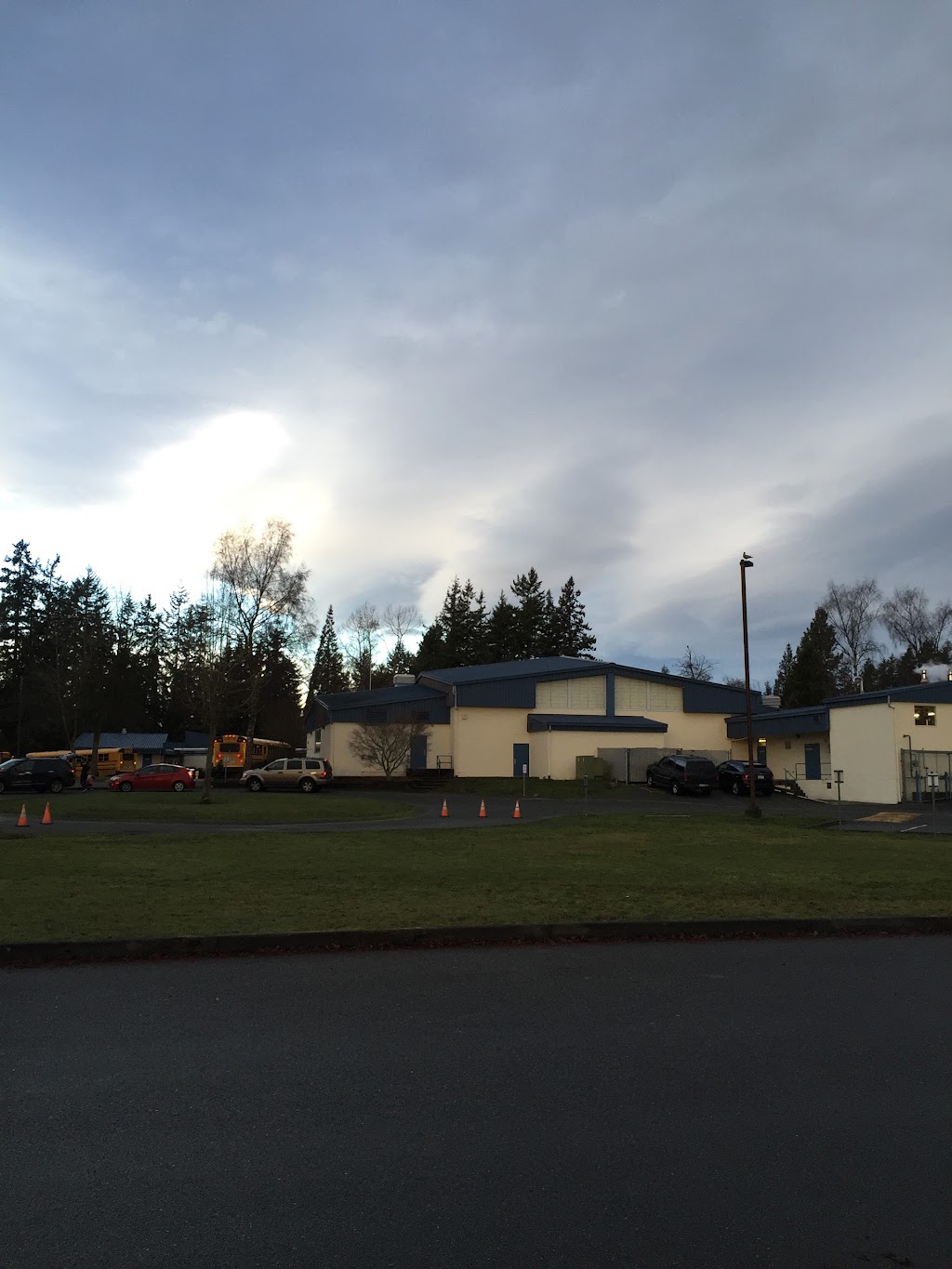 Beverly Elementary School | 5221 168th St SW, Lynnwood, WA 98037, USA | Phone: (425) 431-7732