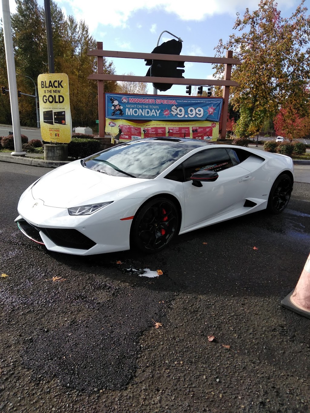 White Glove Car Wash | 601 S Hill Park Dr, Puyallup, WA 98373, USA | Phone: (253) 841-2889