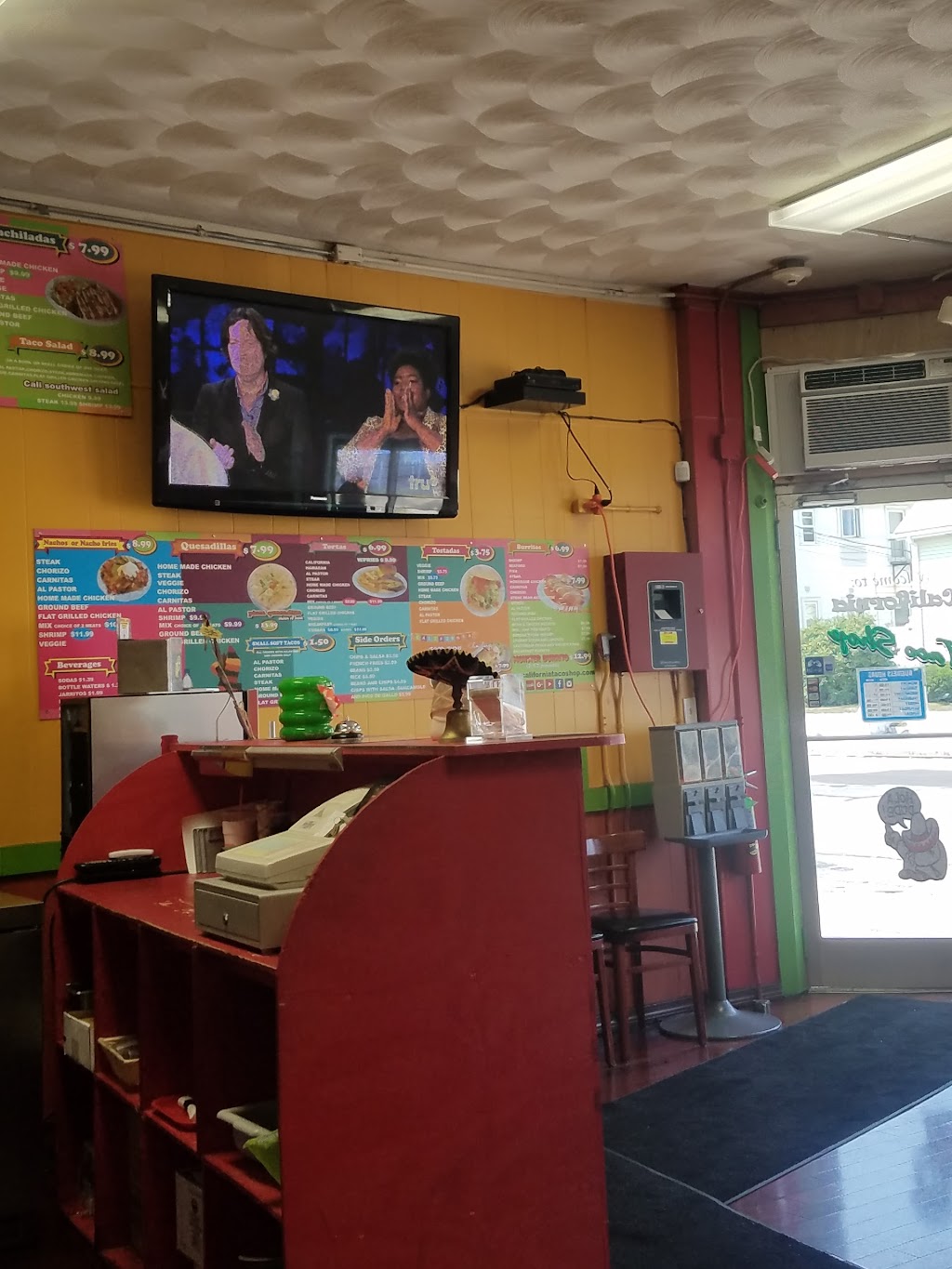 California Taco Shop | 877 Central Ave, Pawtucket, RI 02861, USA | Phone: (401) 305-5506