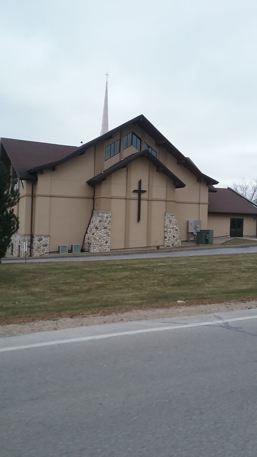 Divine Savior Lutheran Church | 3200 Co Rd K, Hartford, WI 53027, USA | Phone: (262) 673-5140