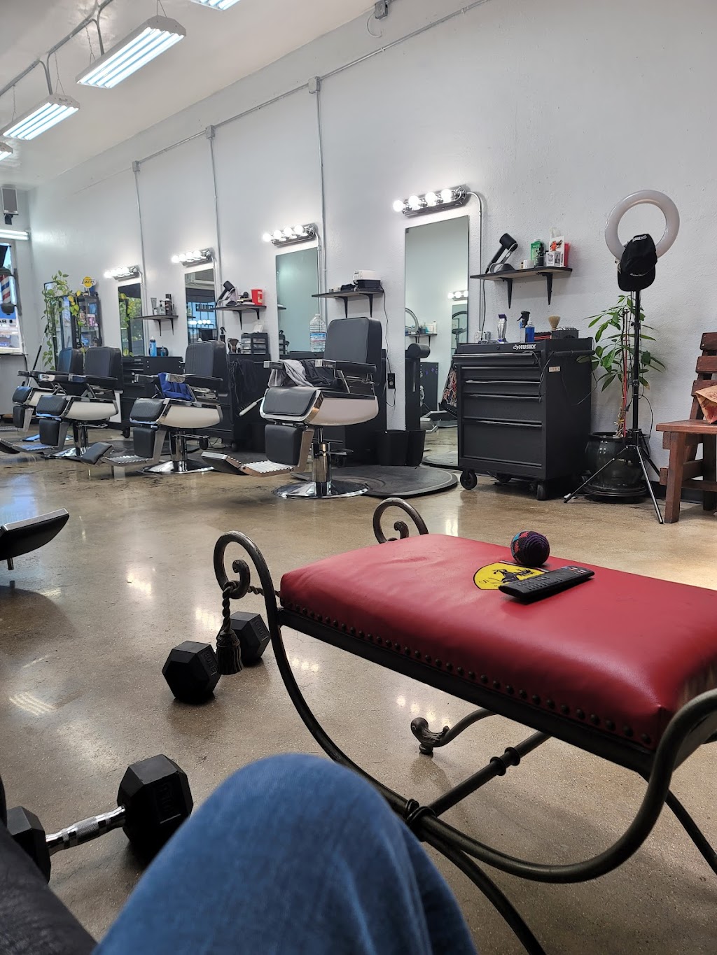 Priority Barber Club | 3390 Orange Ave, Signal Hill, CA 90755, USA | Phone: (562) 612-3280