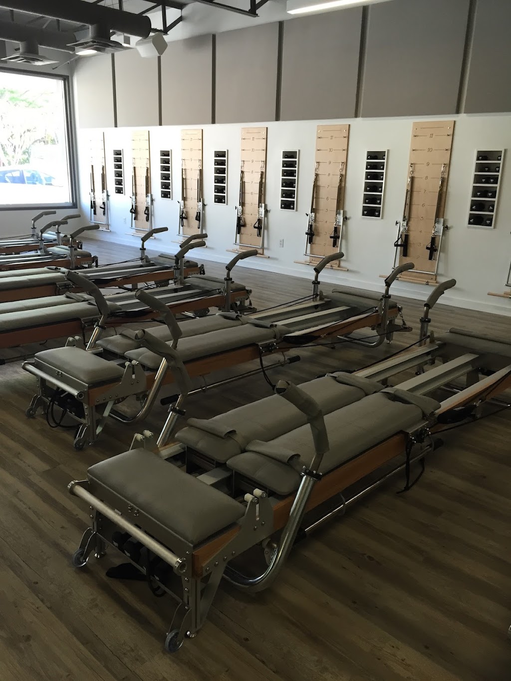 The PilatesBarre | 5425 W Lovers Ln, Dallas, TX 75209, USA | Phone: (214) 706-9988