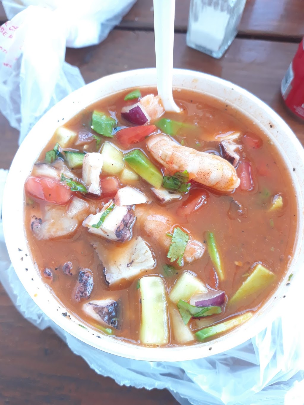 El Viejon Mariscos & Sushi | 10076 Cedar Ave, Bloomington, CA 92316 | Phone: (909) 682-8845