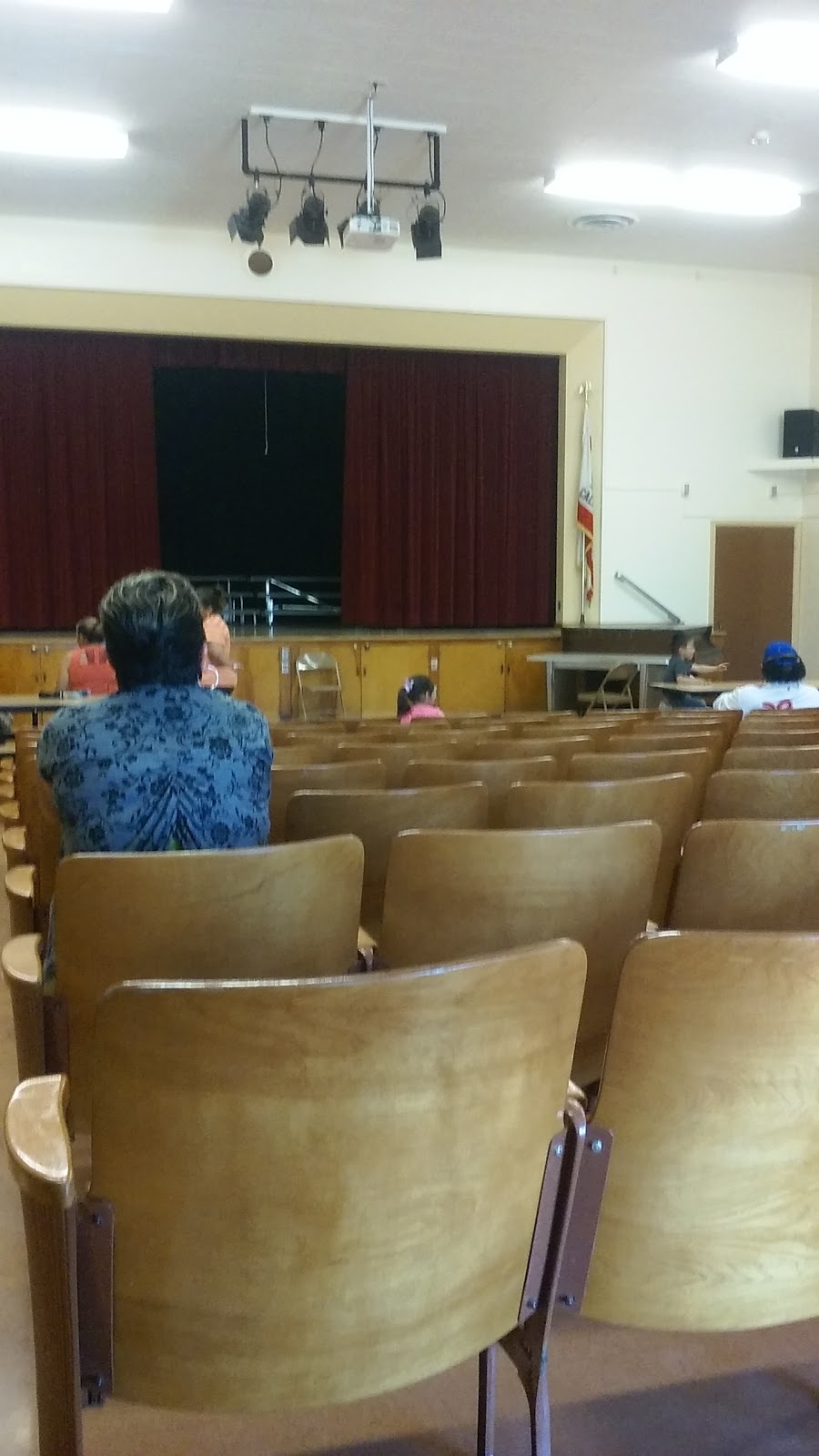 Camellia Avenue Elementary School | 7451 Camellia Ave, North Hollywood, CA 91605, USA | Phone: (818) 765-5255