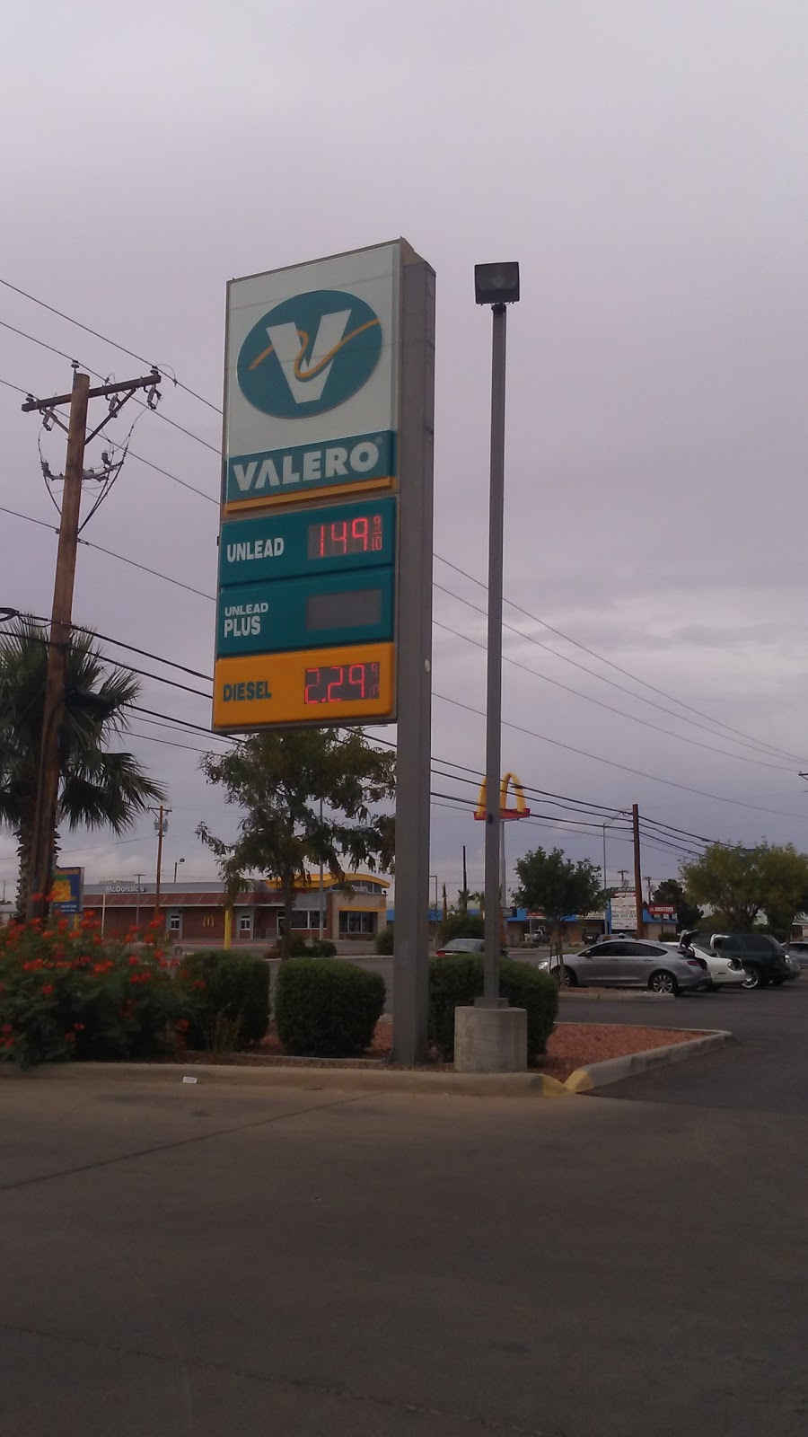 Valero | 9430 Dyer St, El Paso, TX 79924, USA | Phone: (915) 751-6463
