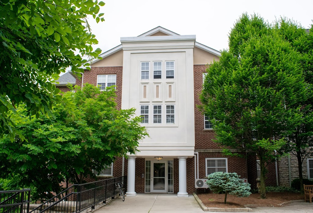 Lower Elm Apartments | Ebaugh Dr, Granville, OH 43023, USA | Phone: (740) 587-0810