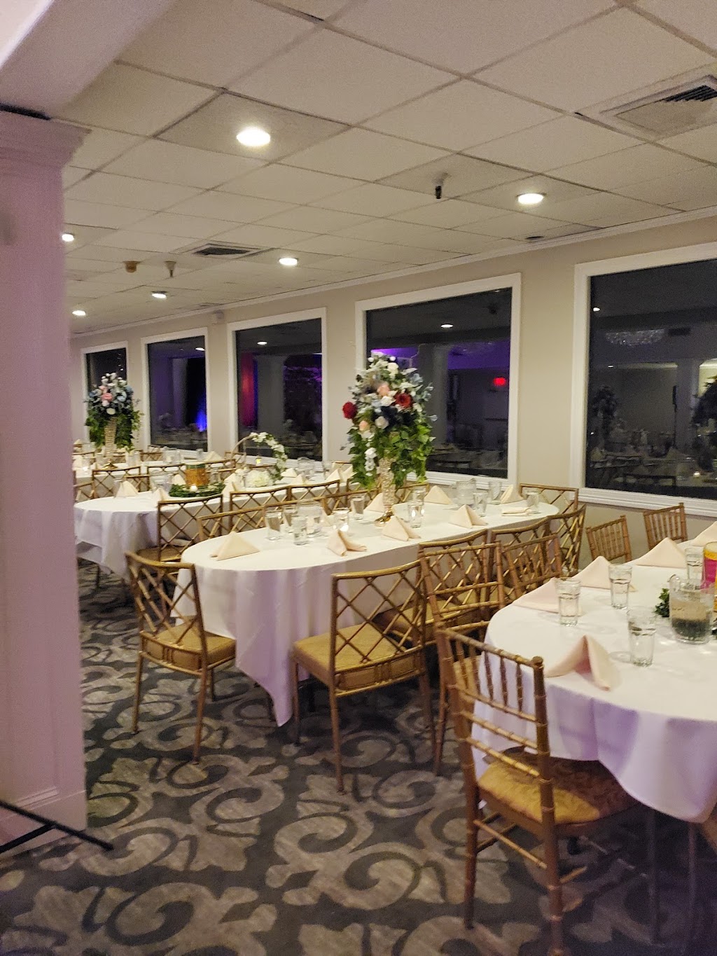 Jefferson on the Lake | 489 E Main St, Jefferson Valley, NY 10535, USA | Phone: (929) 614-3021