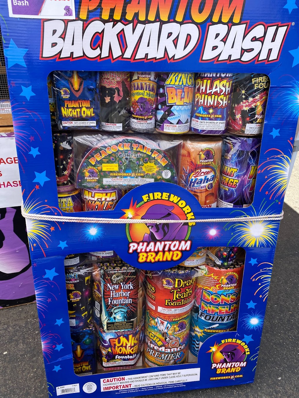 Phantom Fireworks Stand | 3547 Bradshaw Rd, Sacramento, CA 95827, USA | Phone: (916) 952-5413