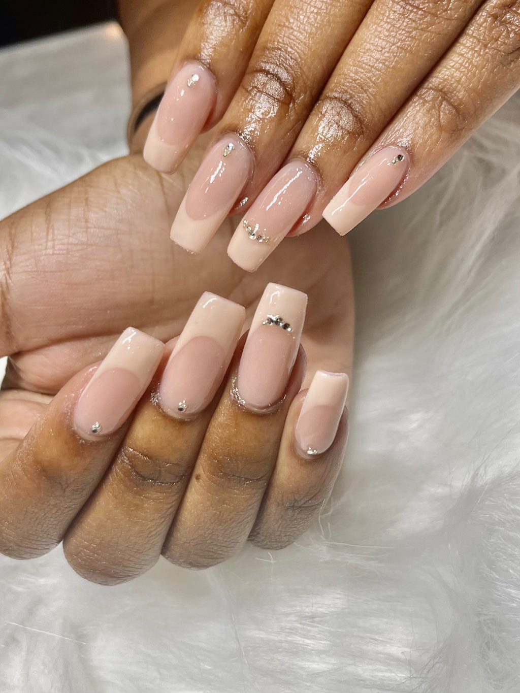 NAIL LOUNGE AND SPA | 400 Burkitt Commons Ave, Nolensville, TN 37135, USA | Phone: (615) 819-0239