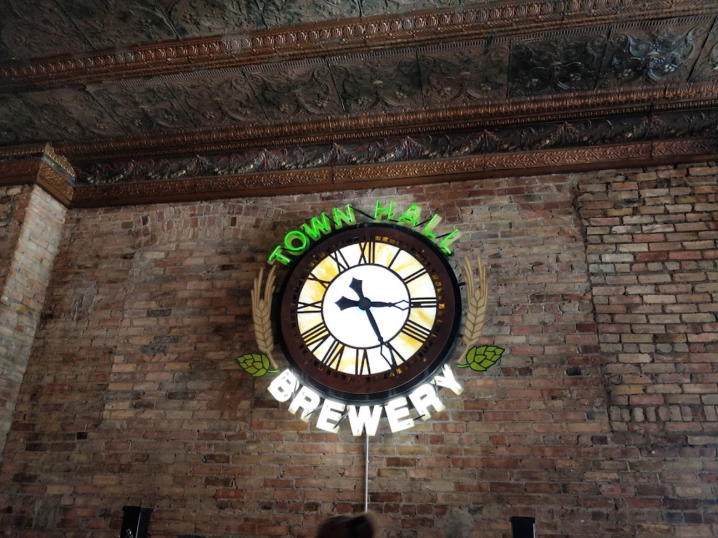 Town Hall Brewery | 1430 S Washington Ave, Minneapolis, MN 55454, USA | Phone: (612) 339-8696