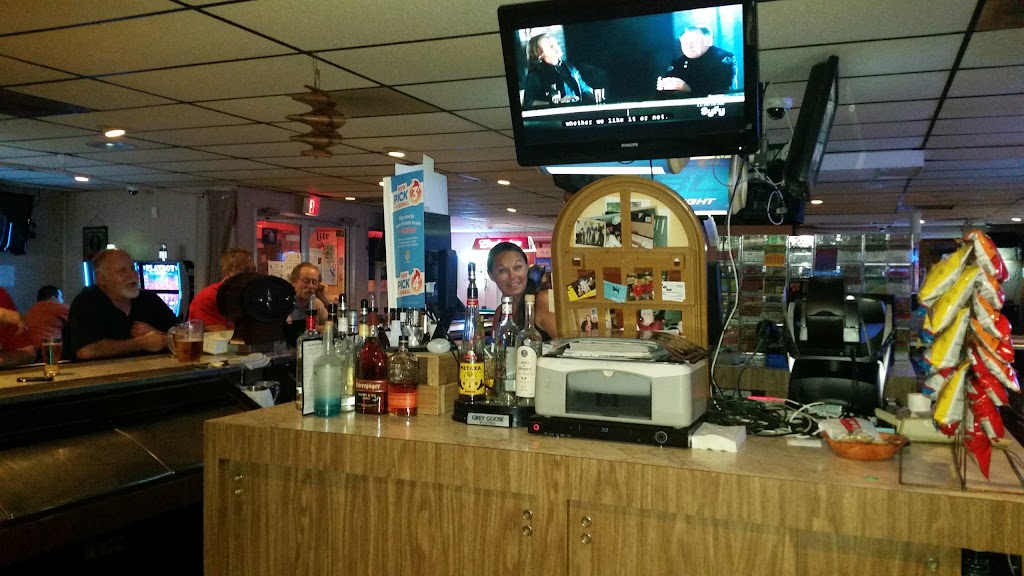 Lost Acre Tavern | 7 Alexander Cir, Romeoville, IL 60446, USA | Phone: (815) 886-4989