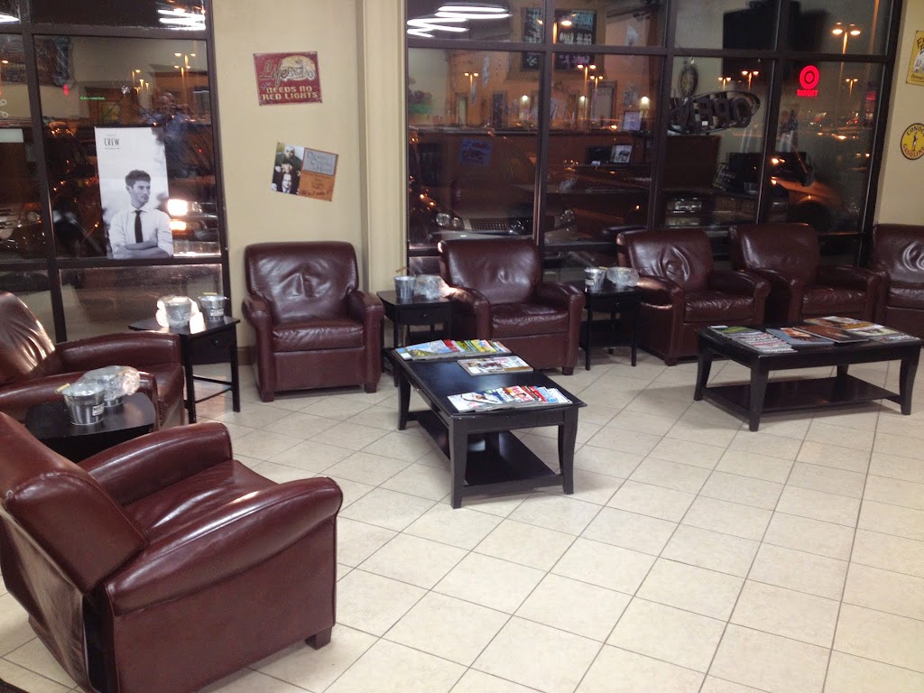 Mens Hair House | 1210 W Sunset Dr, Waukesha, WI 53189, USA | Phone: (262) 522-3600