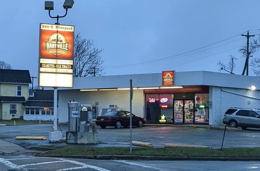 Hartville Family Mini Mart | 260 Prospect Ave S st, Hartville, OH 44632, USA | Phone: (330) 587-2355