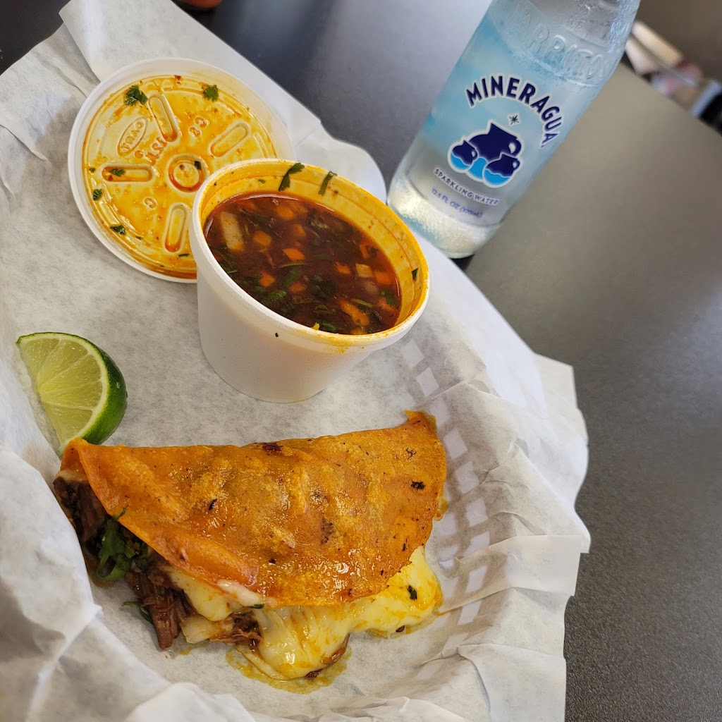 Birria Y Pollos El Guero | 1392 W Olive Ave, Porterville, CA 93257, USA | Phone: (559) 854-7086