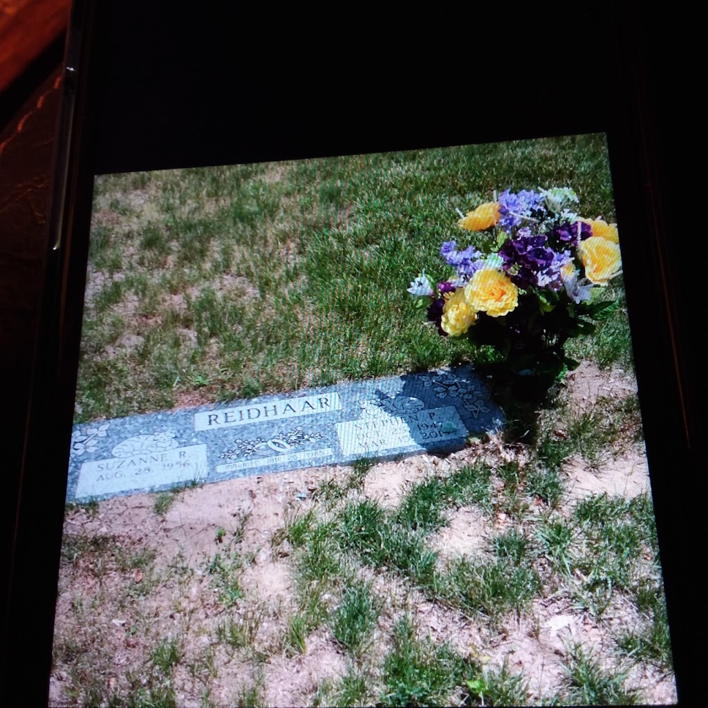 Catholic Cemetery | 3500 Lake Ave, Fort Wayne, IN 46805, USA | Phone: (260) 426-2044