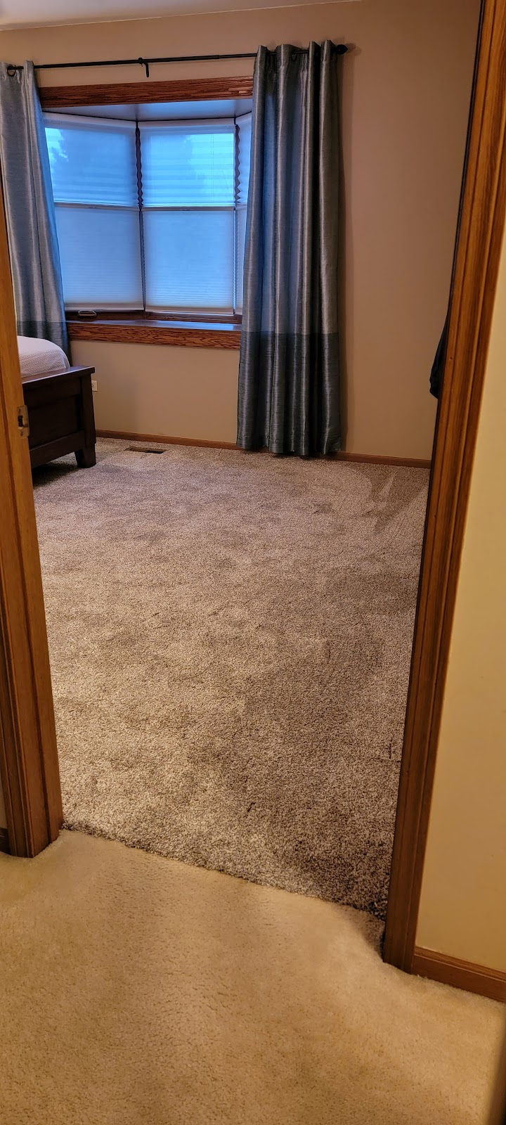 Twin Oaks Carpet | 32 E Montrose Dr, Romeoville, IL 60446 | Phone: (815) 372-2444