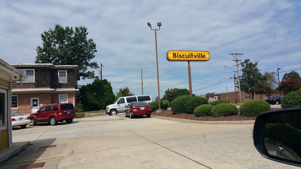 Biscuitville | 3201 Hillsborough Rd, Durham, NC 27705, USA | Phone: (919) 383-9174